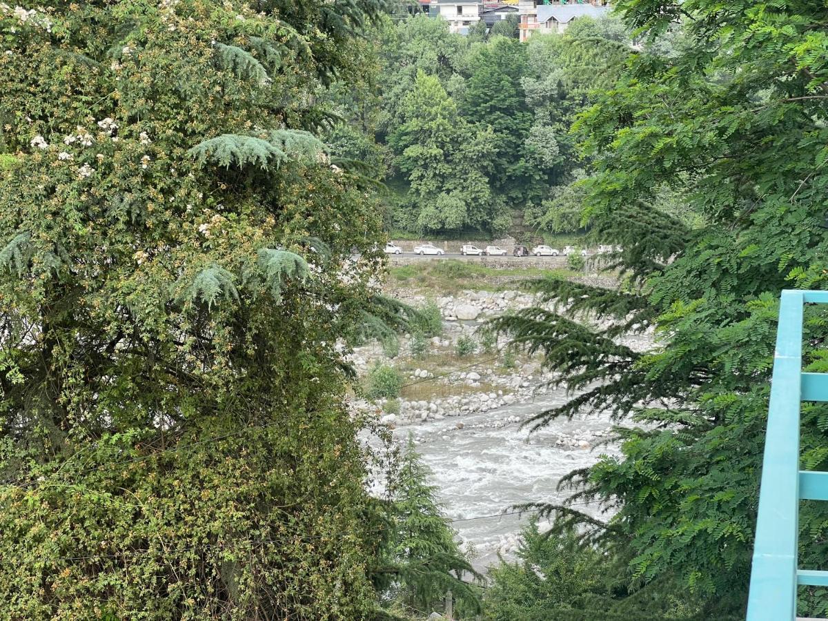Hotel Mountain Majesty! Top-Rated Luxury Stay Amid Snowcapped Mountains With Balcony And Riverside Calm 马拉里 外观 照片