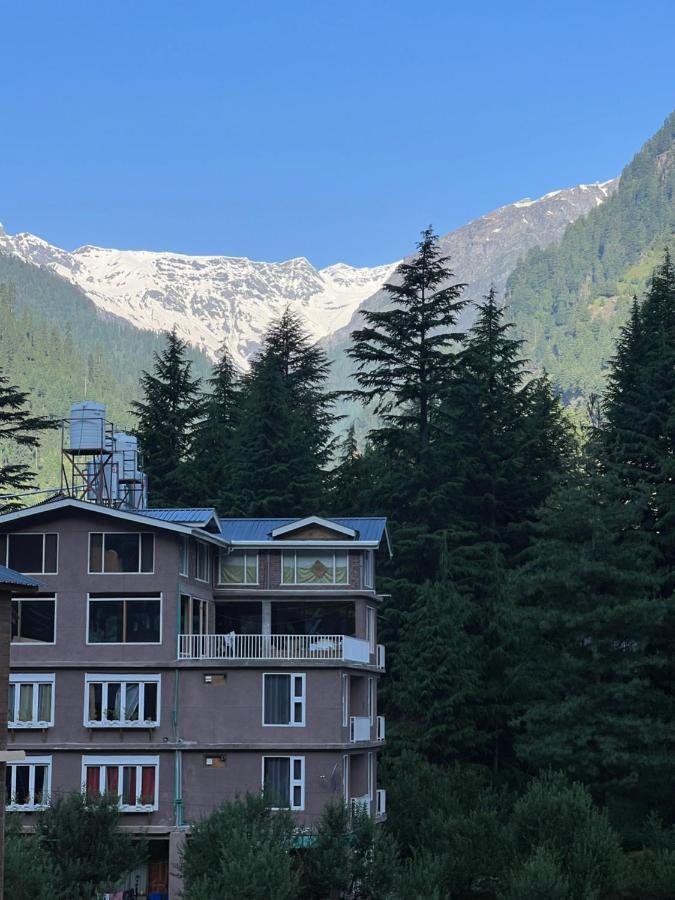 Hotel Mountain Majesty! Top-Rated Luxury Stay Amid Snowcapped Mountains With Balcony And Riverside Calm 马拉里 外观 照片