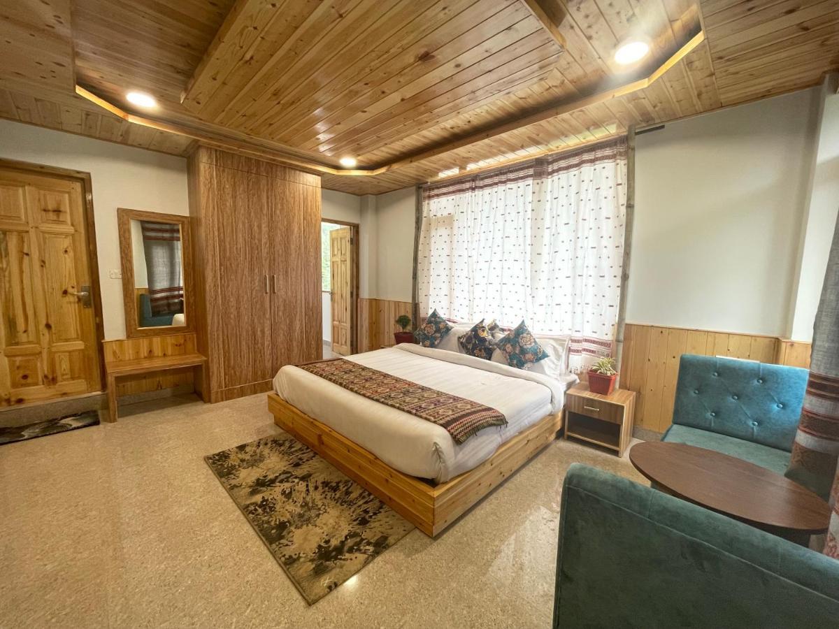 Hotel Mountain Majesty! Top-Rated Luxury Stay Amid Snowcapped Mountains With Balcony And Riverside Calm 马拉里 外观 照片